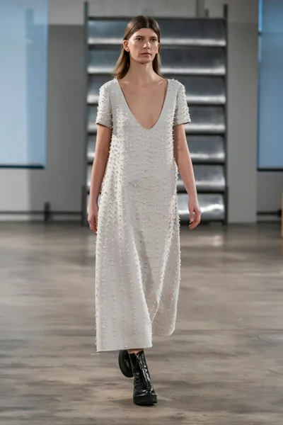 Look 11
